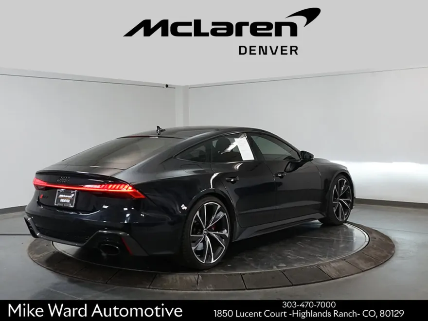 2021 Audi RS 7 photo 1