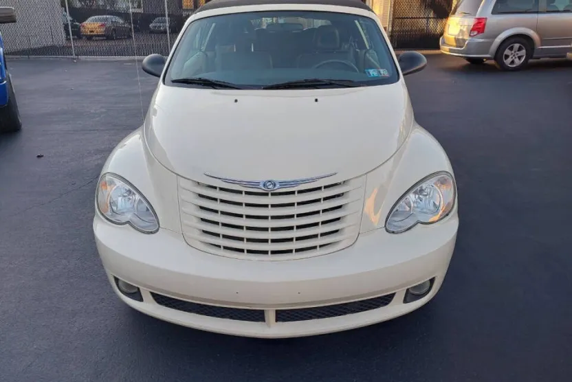2008 Chrysler PT Cruiser Touring photo 1