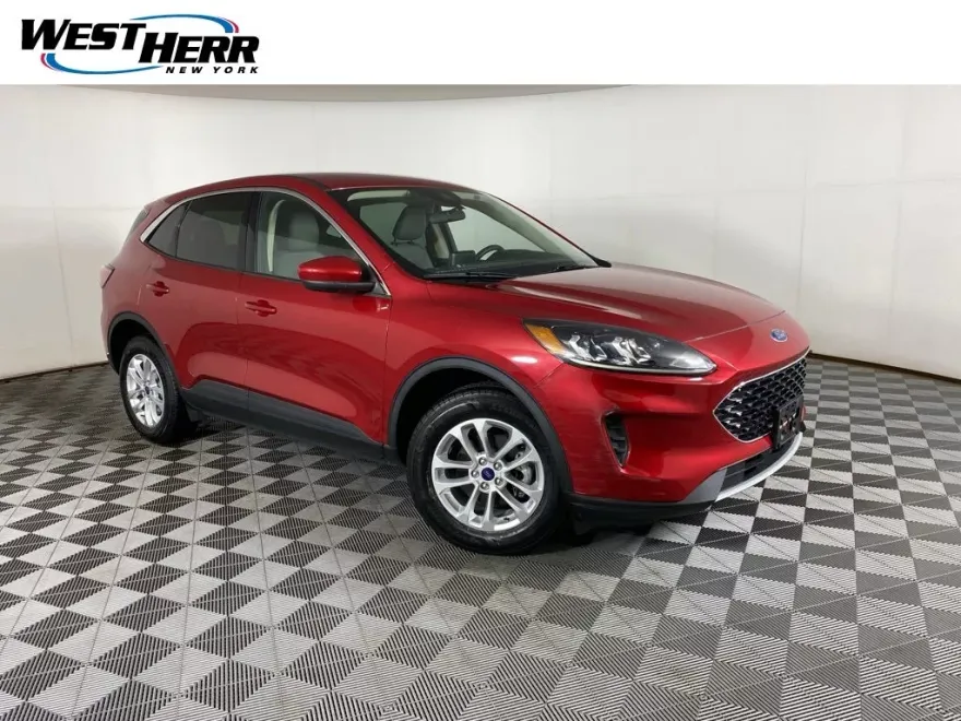 2020 Ford Escape SE photo 1
