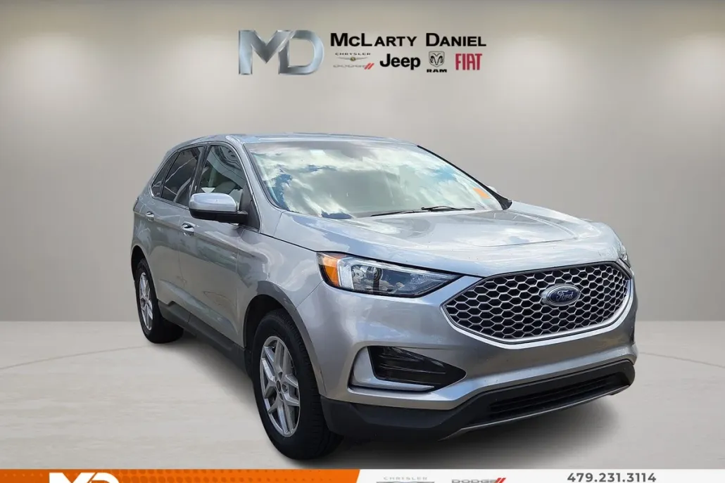 2024 Ford Edge SEL photo 1
