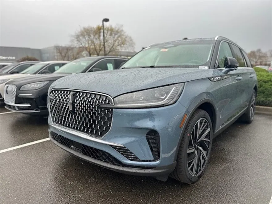 2025 Lincoln Aviator Reserve photo 1