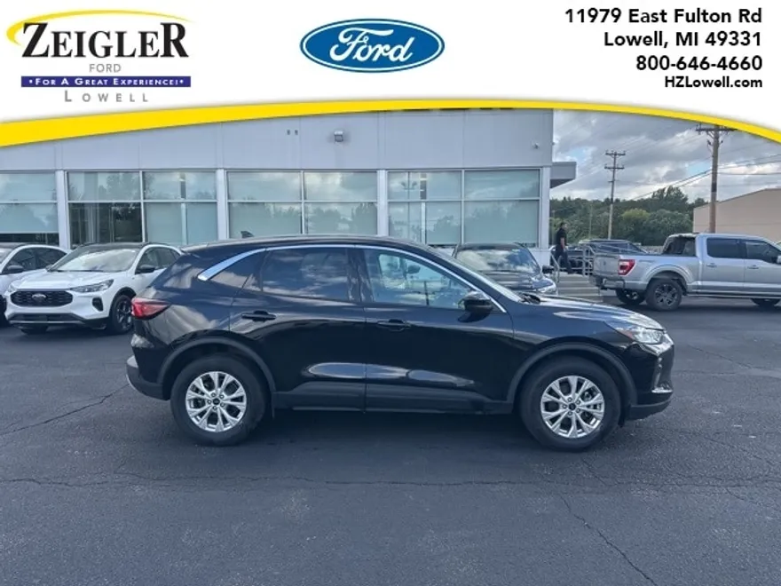 2023 Ford Escape Active photo 1