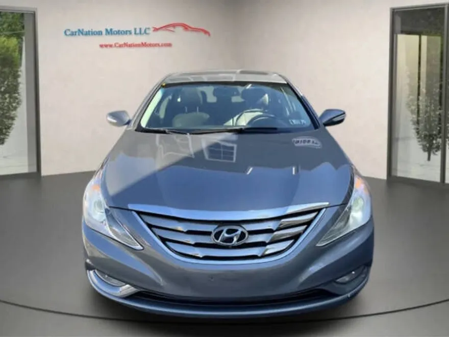 2013 Hyundai Sonata Limited photo 1
