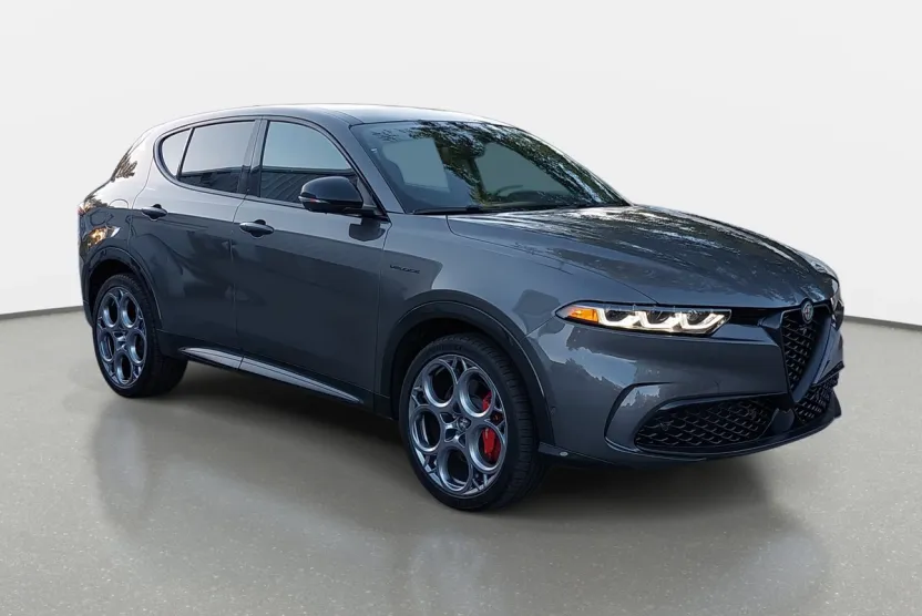 2024 Alfa Romeo Tonale Veloce photo 1