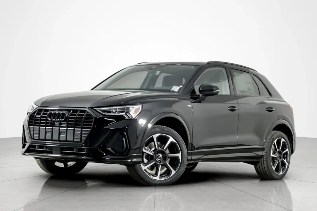 2025 Audi Q3 S line Premium Plus 45 TFSI photo 1
