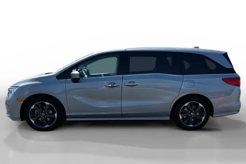 2024 Honda Odyssey Elite photo 2
