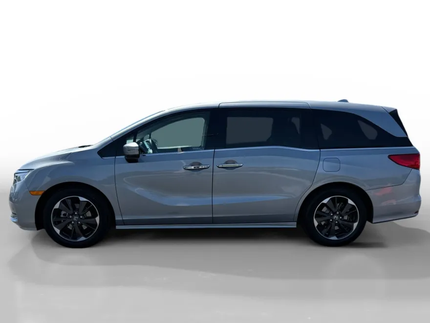 2024 Honda Odyssey Elite photo 2