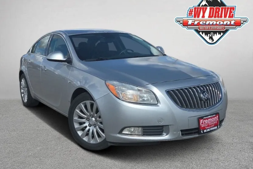 2011 Buick Regal CXL photo 1