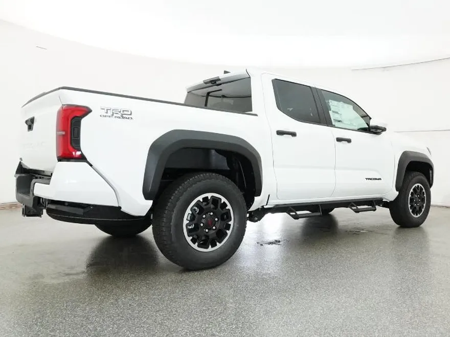 2025 Toyota Tacoma TRD Off-Road Double Cab photo 1