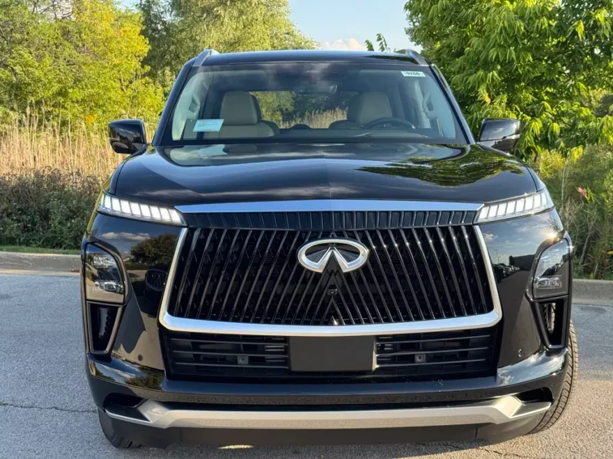 2026 Infiniti QX80 Pure photo 1