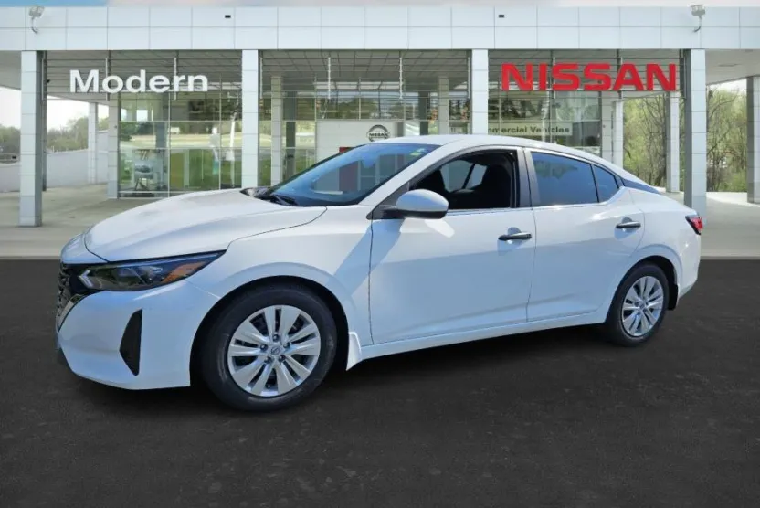 2025 Nissan Sentra S photo 1