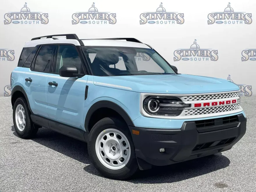 2025 Ford Bronco Sport Heritage photo 1