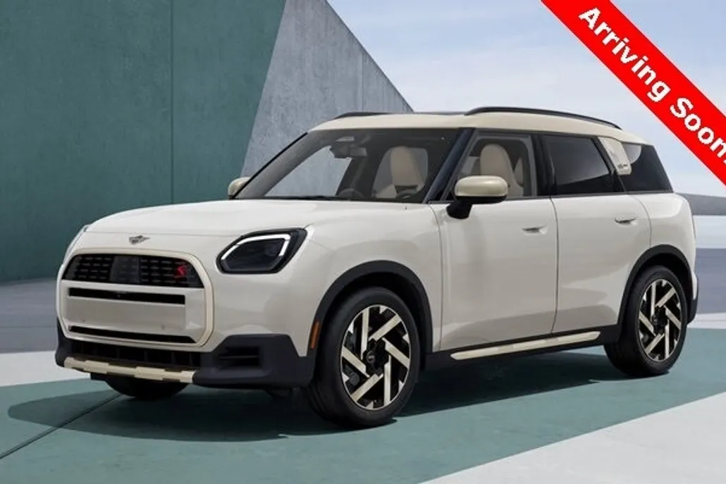 2026 Mini Countryman S ALL4 photo 1