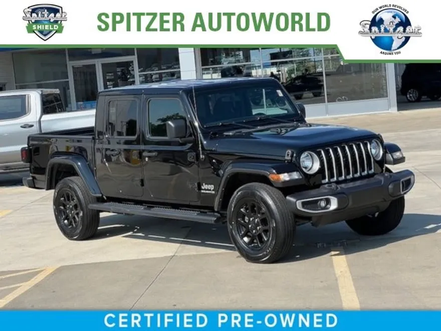 2023 Jeep Gladiator Overland photo 1