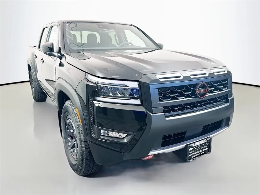 2025 Nissan Frontier PRO-X photo 1