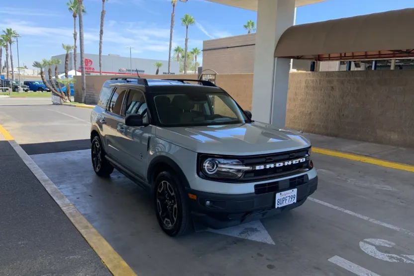 2021 Ford Bronco Sport Outer Banks photo 1