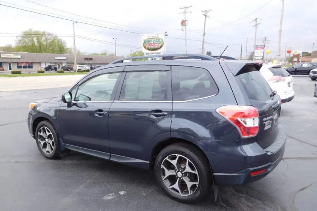 2015 Subaru Forester 2.5i Limited photo 1