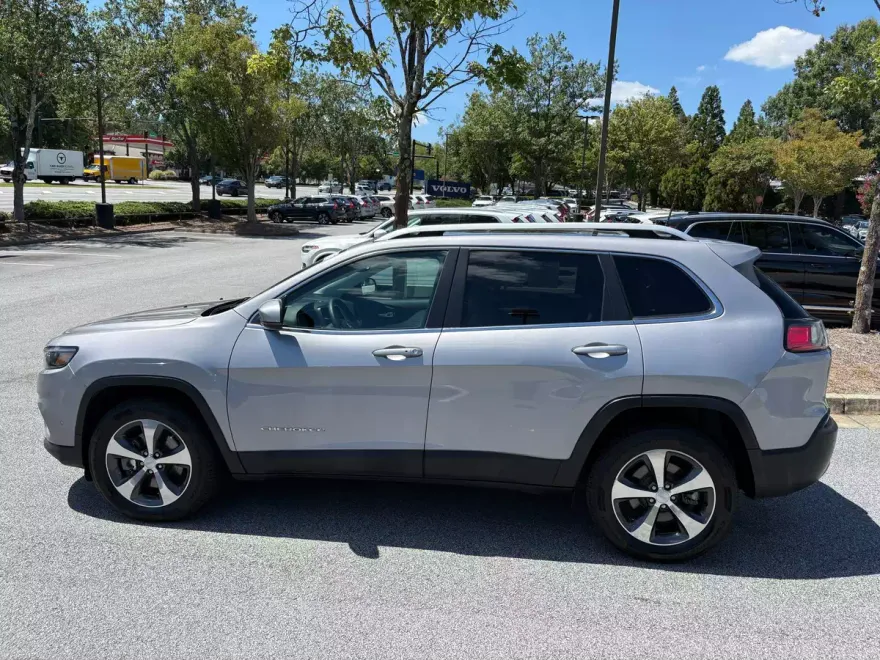 2019 Jeep Cherokee Limited photo 1