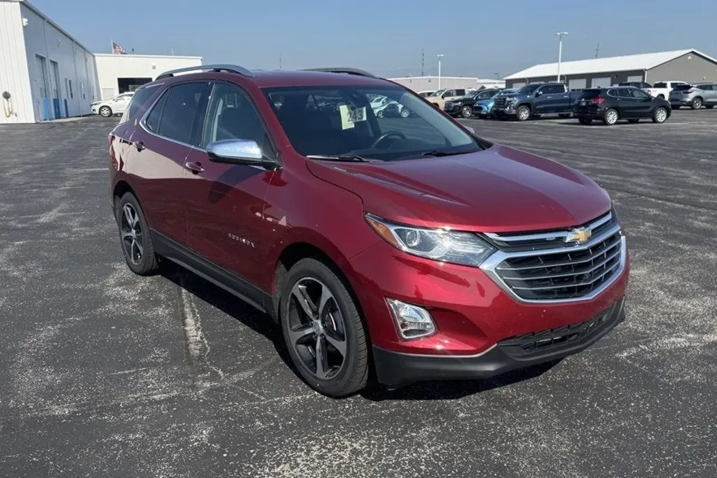 2021 Chevrolet Equinox Premier photo 1