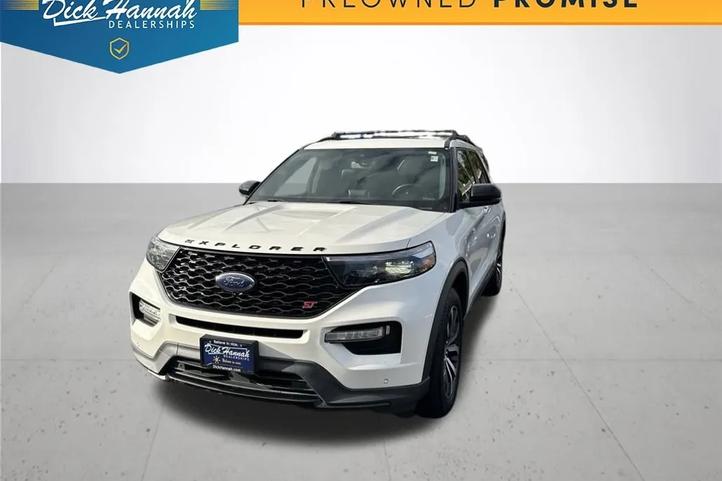 2021 Ford Explorer ST photo 1