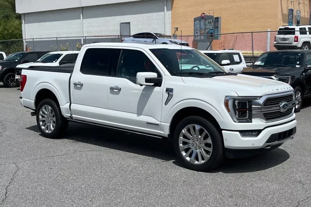 2023 Ford F-150 Limited photo 1