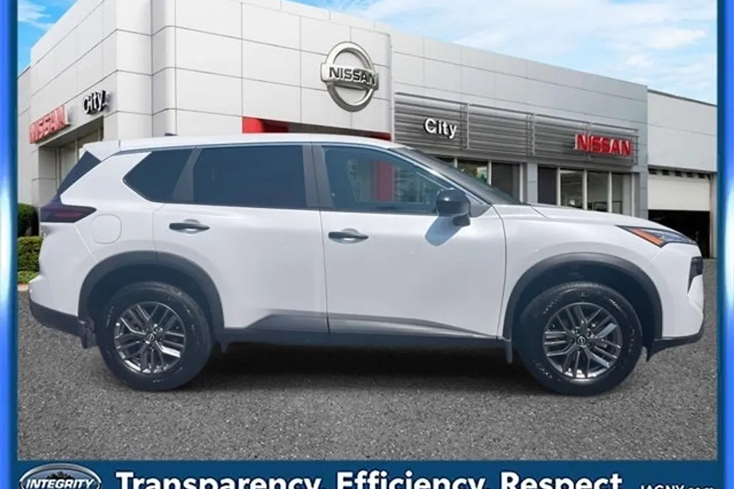 2025 Nissan Rogue S photo 1
