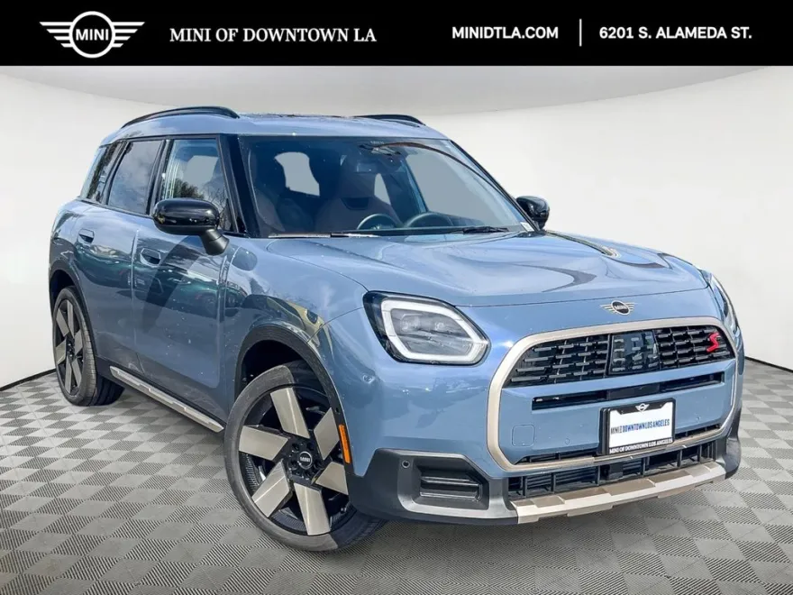 2025 Mini Countryman S ALL4 photo 1