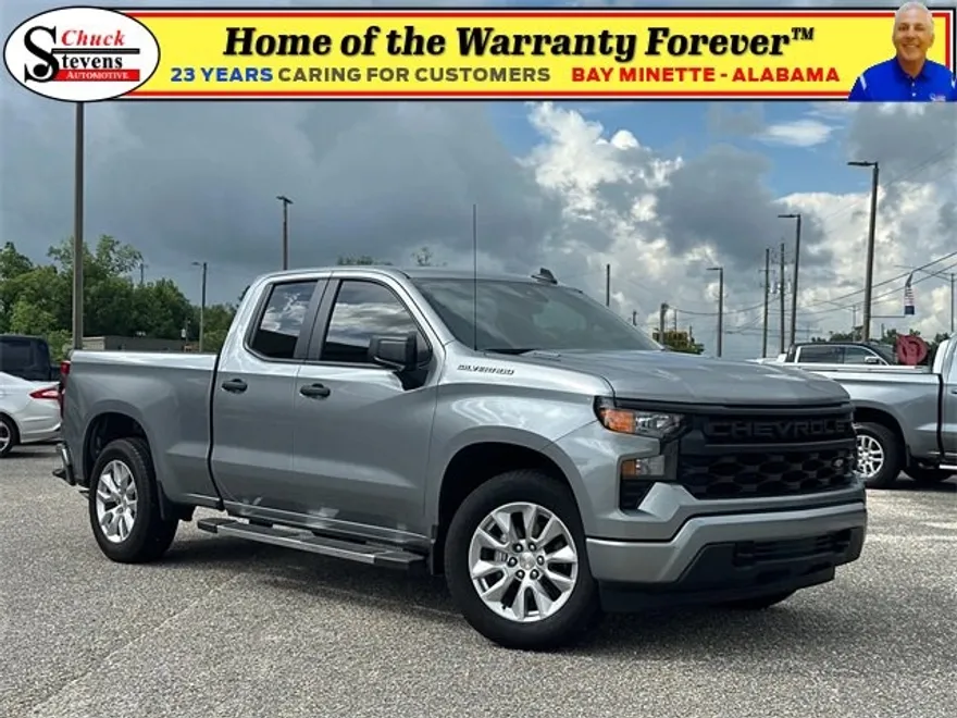 2025 Chevrolet Silverado 1500 Custom photo 1