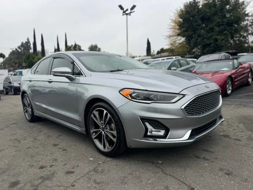 2020 Ford Fusion Titanium photo 1
