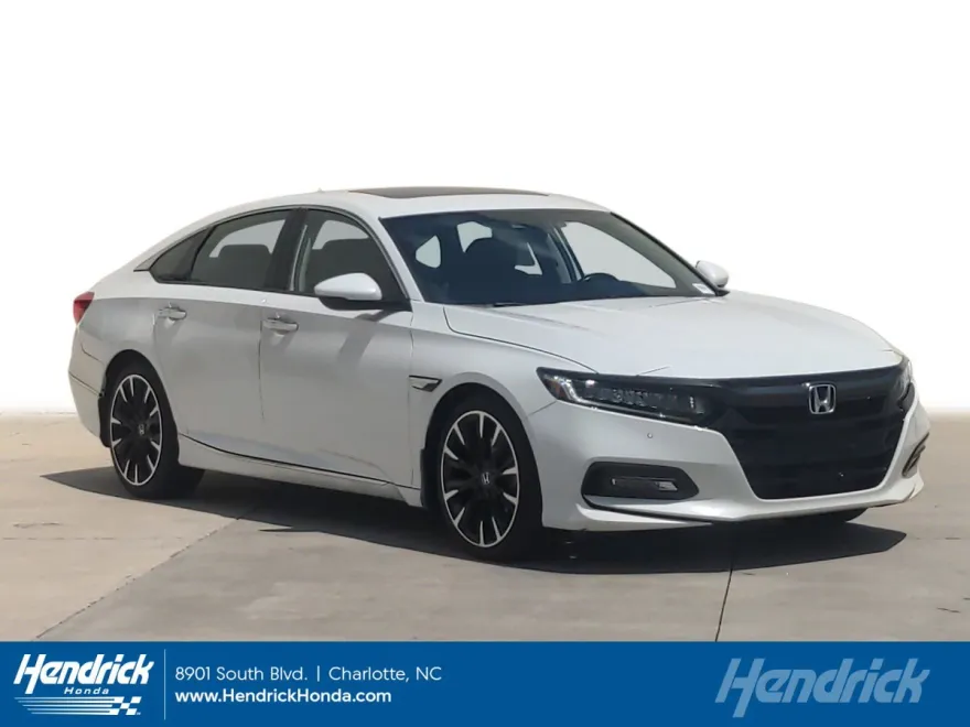 2020 Honda Accord Touring photo 1