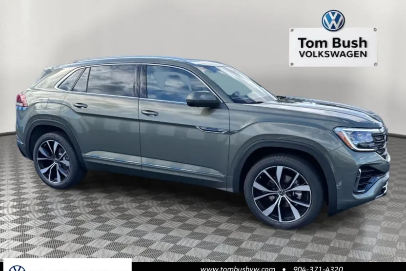 2026 Volkswagen Atlas Cross Sport SEL Premium R-Line photo 1