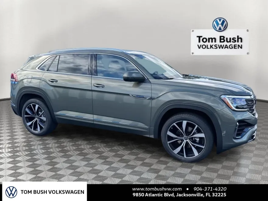 2026 Volkswagen Atlas Cross Sport SEL Premium R-Line photo 1