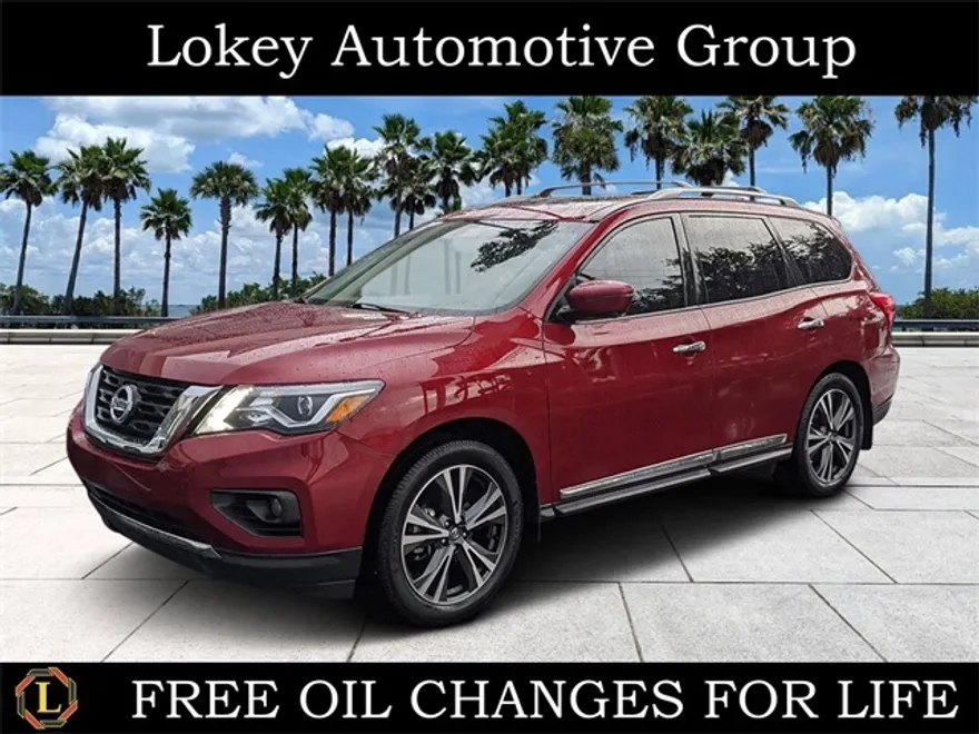2020 Nissan Pathfinder SV photo 1