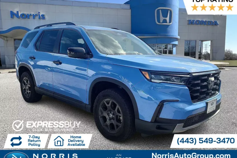 2023 Honda Pilot TrailSport photo 1