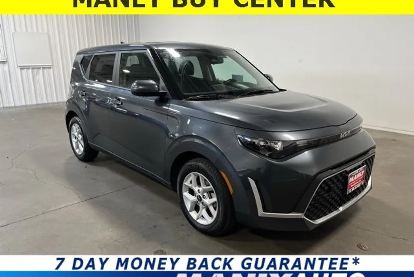 2023 Kia Soul LX S photo 1