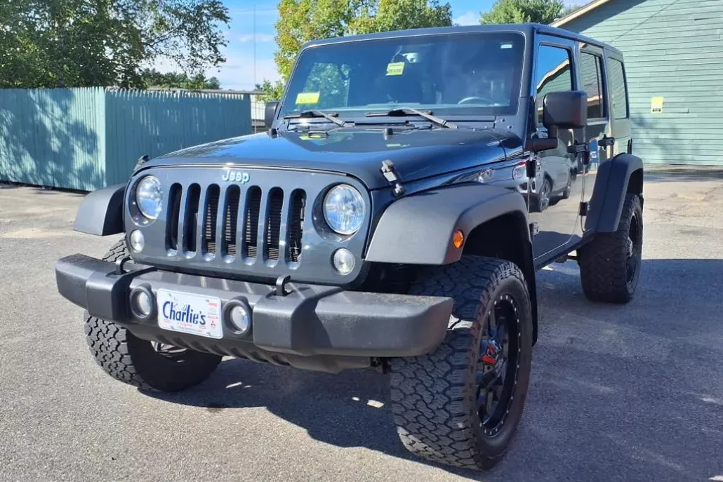 2017 Jeep Wrangler Unlimited Sport photo 1