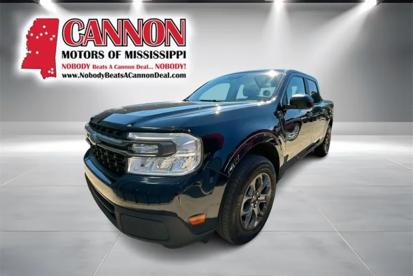 2022 Ford Maverick XLT photo 1