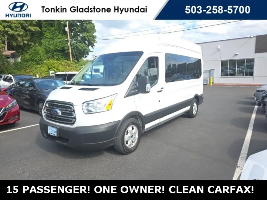 2019 Ford Transit Passenger XLT photo 1