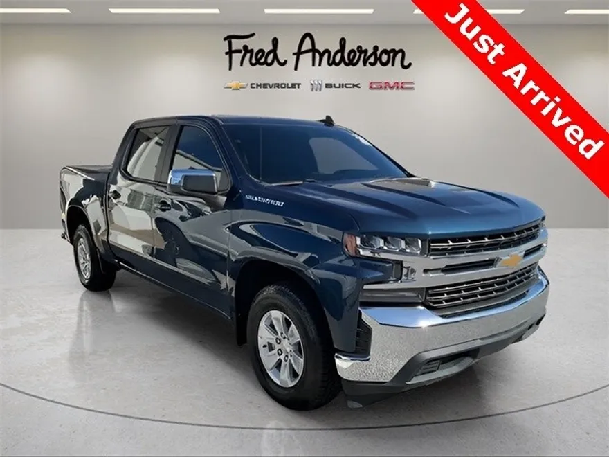 2020 Chevrolet Silverado 1500 LT photo 1