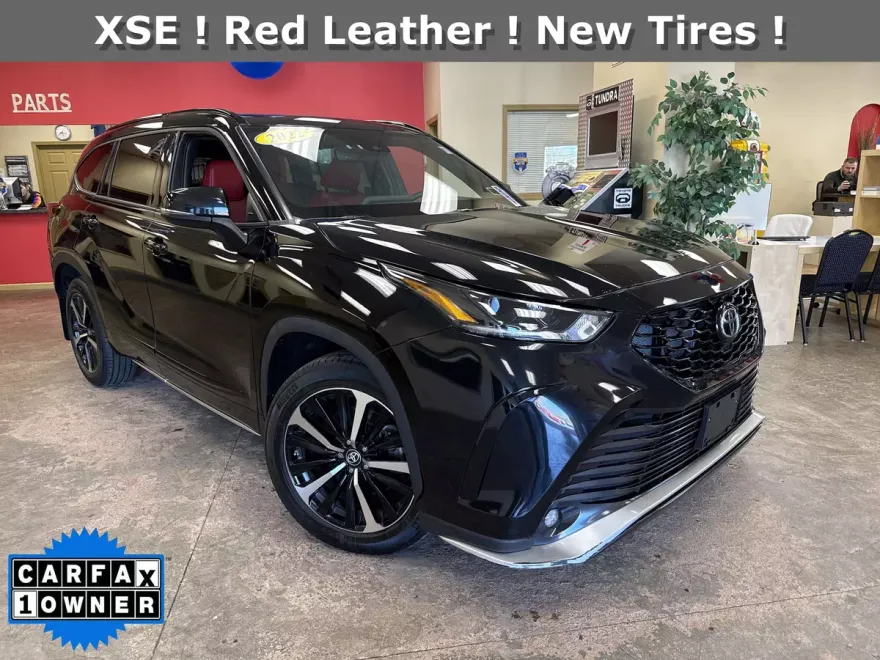 2022 Toyota Highlander XSE photo 1