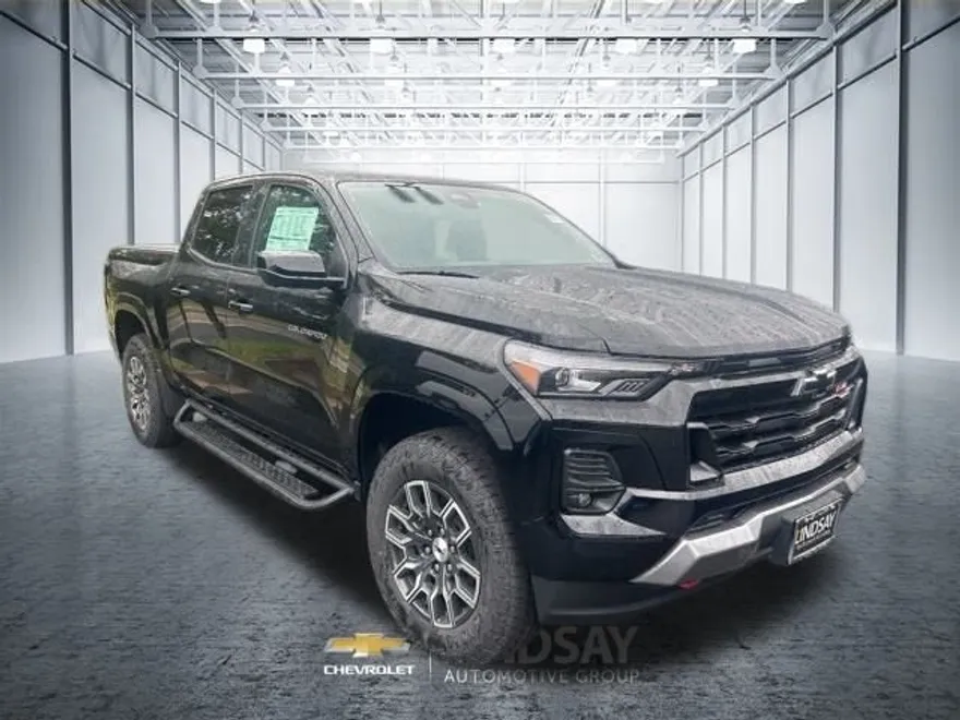 2026 Chevrolet Colorado Z71 photo 1