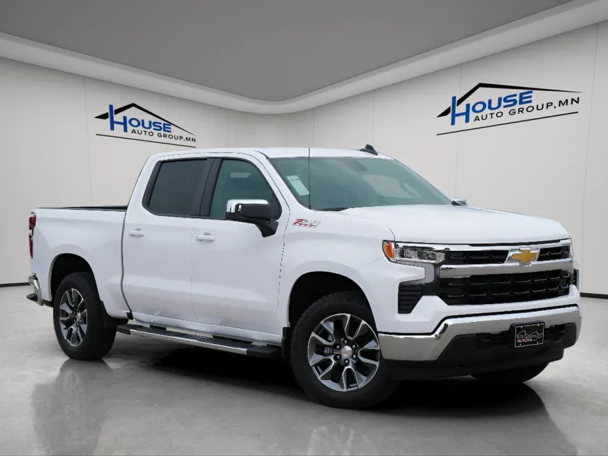 2025 Chevrolet Silverado 1500 LT photo 1