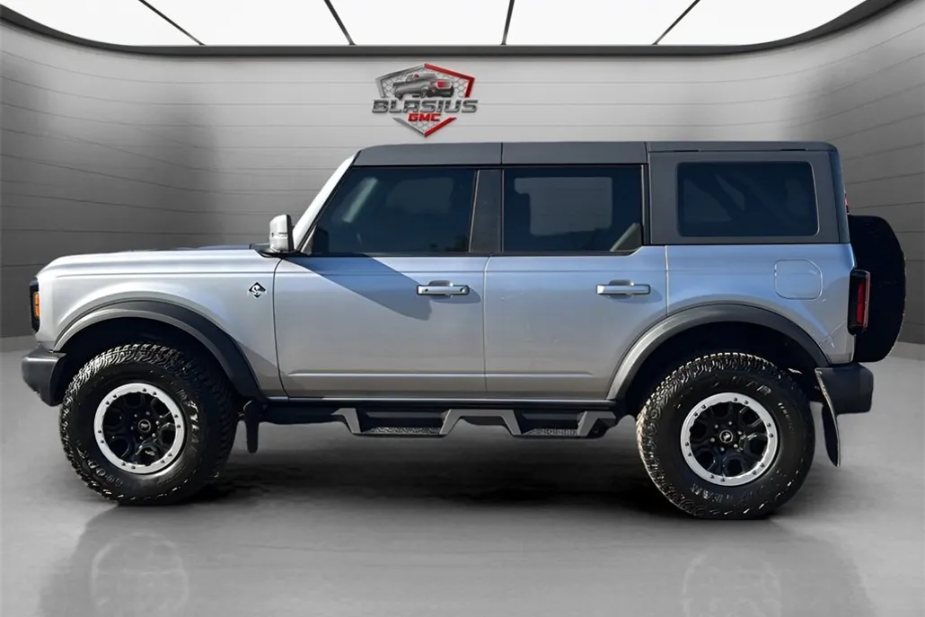 2023 Ford Bronco Base Big Bend Black Diamond Outer Banks Badlands Wildtrak Everglades photo 1