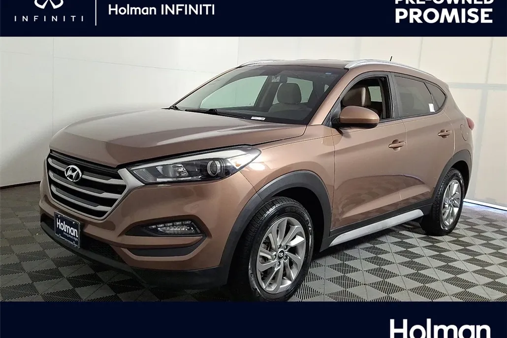 2017 Hyundai Tucson SE photo 1