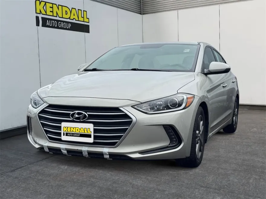 2017 Hyundai Elantra Value Edition photo 1