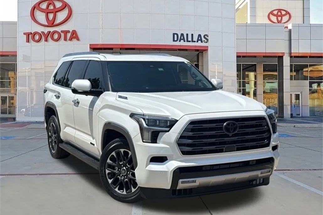 2024 Toyota Sequoia Limited photo 1