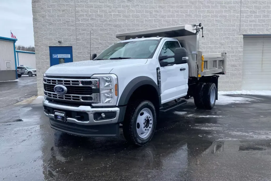 2024 Ford F-450 XL photo 1