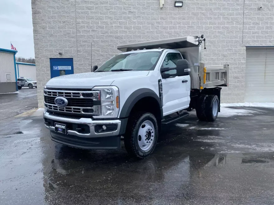 2024 Ford F-450 XL photo 1