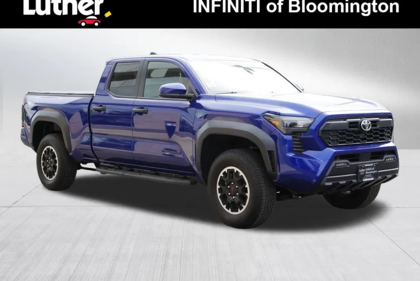 2025 Toyota Tacoma TRD photo 1