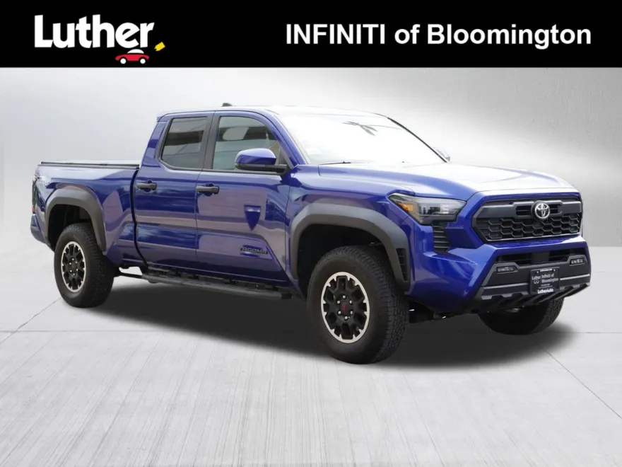 2025 Toyota Tacoma TRD photo 1